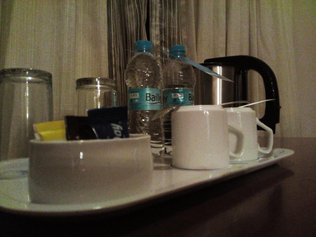 By The Way Hotel Mysore Kamer foto